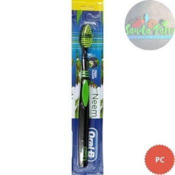 Oral-B Medium Toothbrush Fresh Clean With Neem Extract